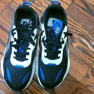 Shoes